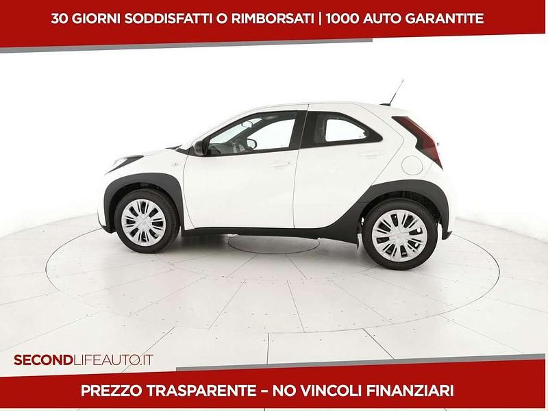 Nuova Toyota Aygo X Active 72 CV (52 kW) 2025 Bianco SUV