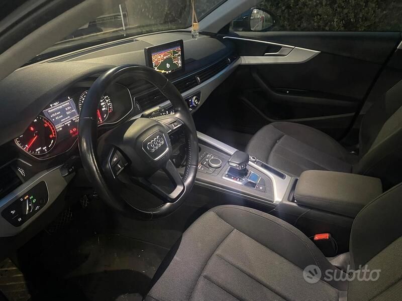 Usata Audi A4 Business 150 CV (110 kW) 2017 Nero Station wagon