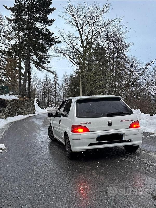 Usata Peugeot 106 2001 Bianco Utilitaria