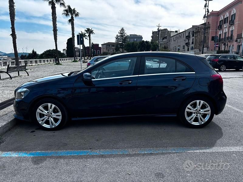Usata Mercedes A180 2018 Blu Berlina