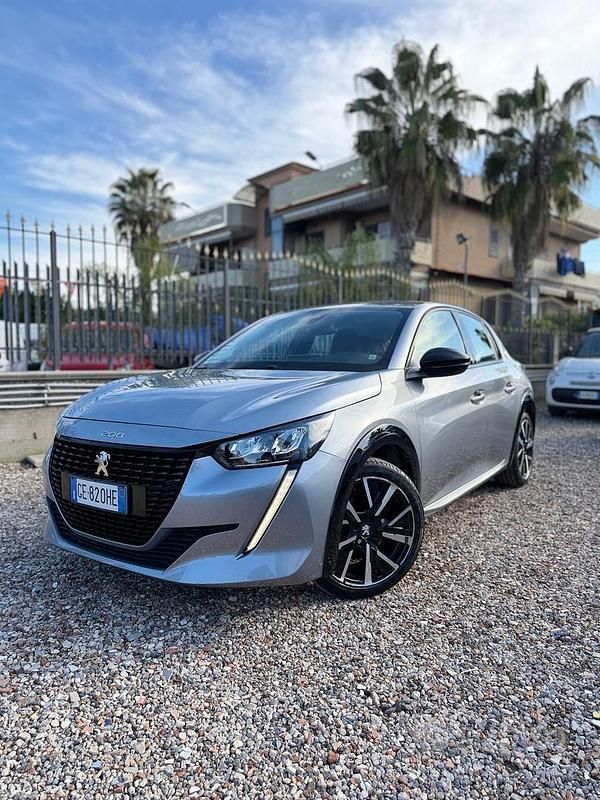 Usata Peugeot 208 GT 101 CV (74 kW) 2021 Grigio Utilitaria