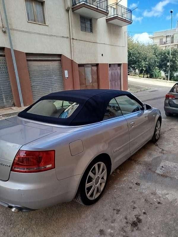 Usata Audi A4 Cabriolet 140 CV (102 kW) 2009 Cabrio