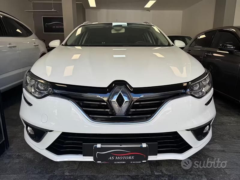 Usata Renault Mégane GrandTour 110 CV (80 kW) 2017 Bianco Station wagon