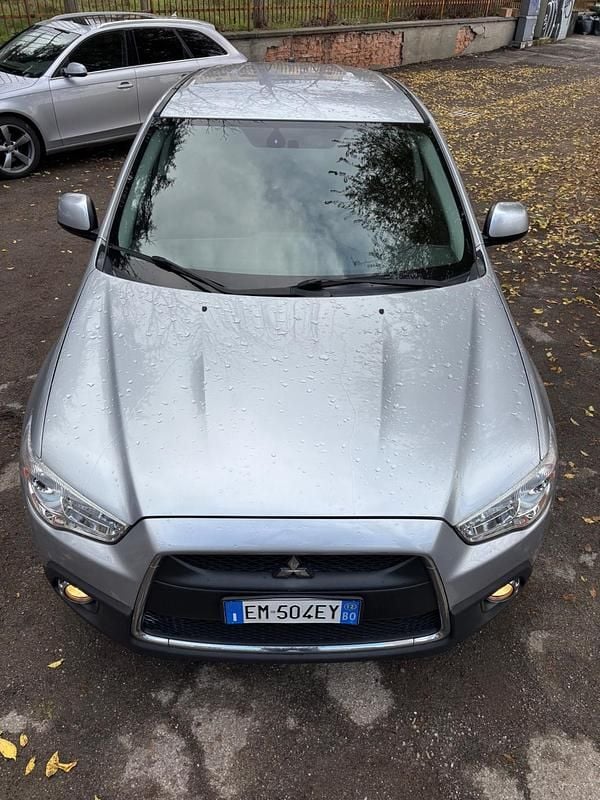 Usata Mitsubishi ASX Invite 150 CV (110 kW) 2012 Argento SUV