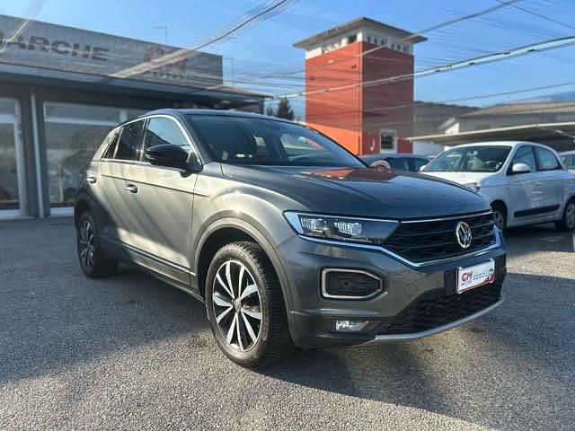 Usata VW T-Roc Style 116 CV (85 kW) 2019 Grigio SUV