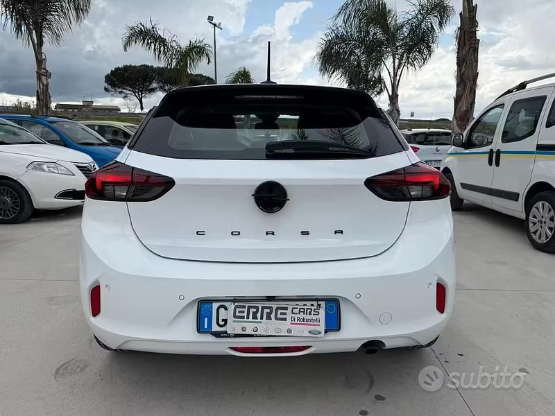 Usata Opel Corsa 75 CV (55 kW) 2024 Bianco Utilitaria