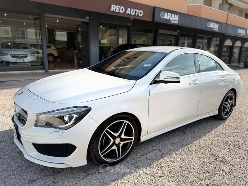 Usata Mercedes CLA200 Premium 136 CV (100 kW) 2013 Bianco Berlina