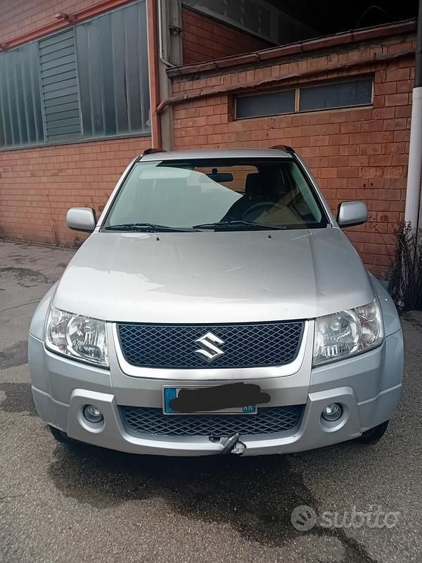 Usata Suzuki Grand Vitara 2008 Grigio SUV