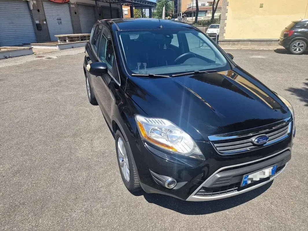 Usata Ford Kuga Titanium 163 CV (119 kW) 2010 Nero SUV