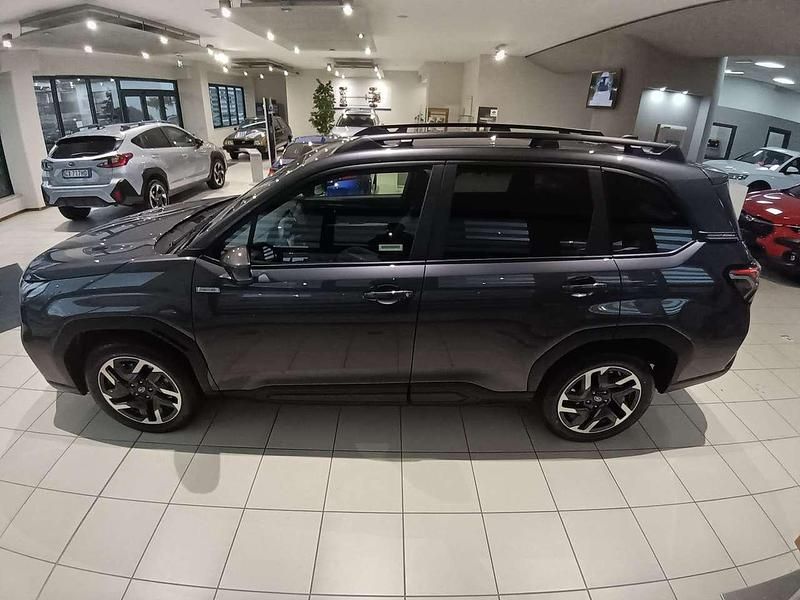 Nuova Subaru Forester Style 136 CV (100 kW) 2026 Magnetite grey metallic SUV