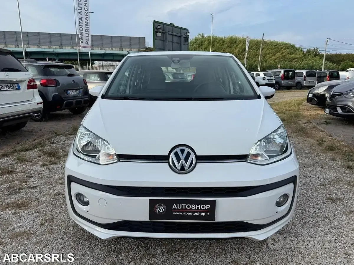 Usata VW up! move up! 60 CV (44 kW) 2018 Bianco Utilitaria