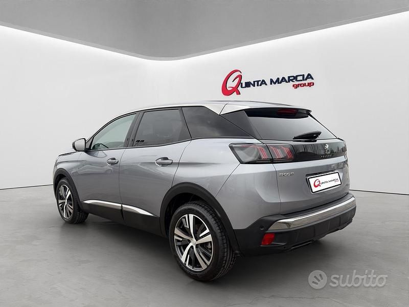 Usata Peugeot 3008 Allure 131 CV (96 kW) 2023 Grigio SUV