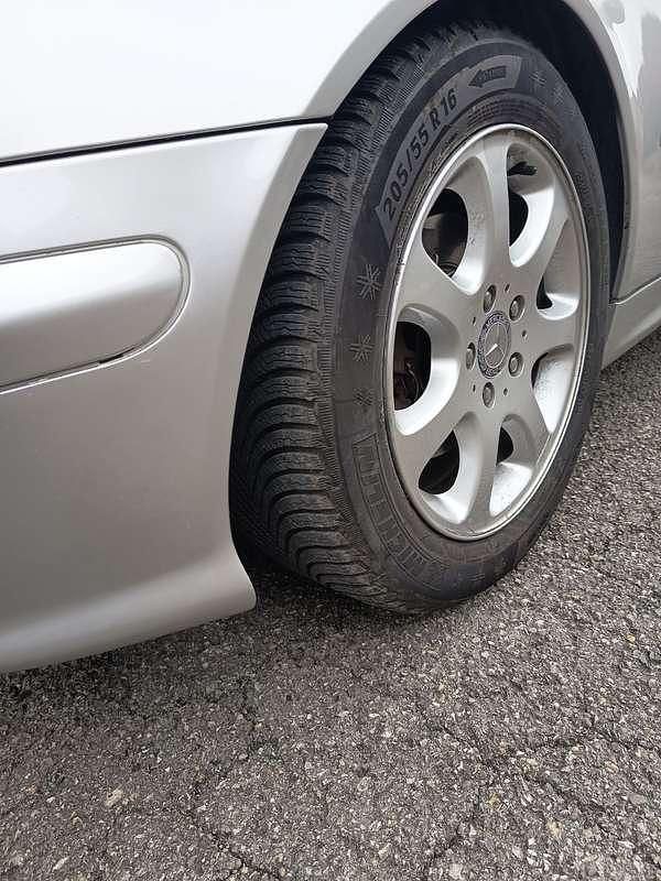 Usata Mercedes SLK200 163 CV (119 kW) 2000 Argento Cabrio