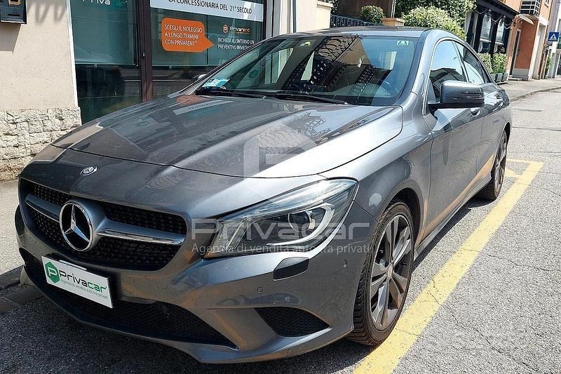 Grigio Usata 2014 Mercedes CLA200 Tre volumi | 10.200 € (Ottimo prezzo) - Immagine 1/4