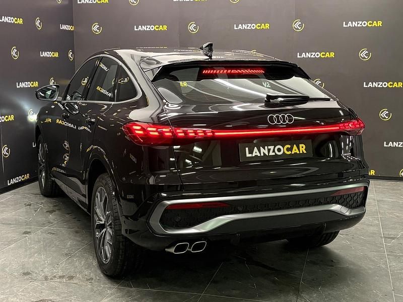 Nuova Audi Q5 Sportback S-Line 203 CV (149 kW) 2025 Nero SUV