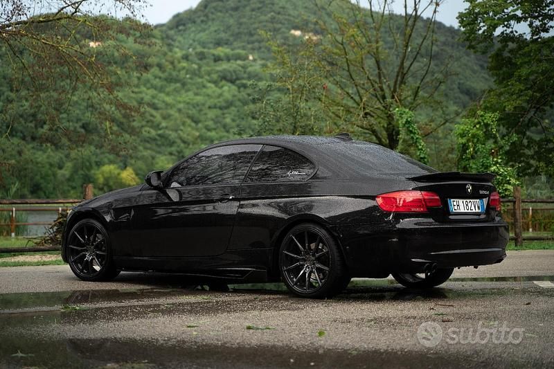 Usata BMW 320 Comfort Edition 184 CV (135 kW) 2011 Nero Coupé