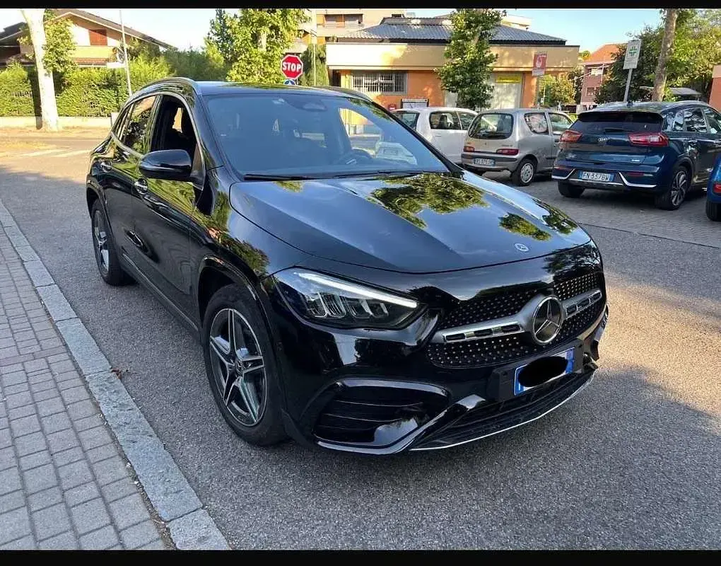 Usata Mercedes GLA200 AMG line 150 CV (110 kW) 2024 SUV