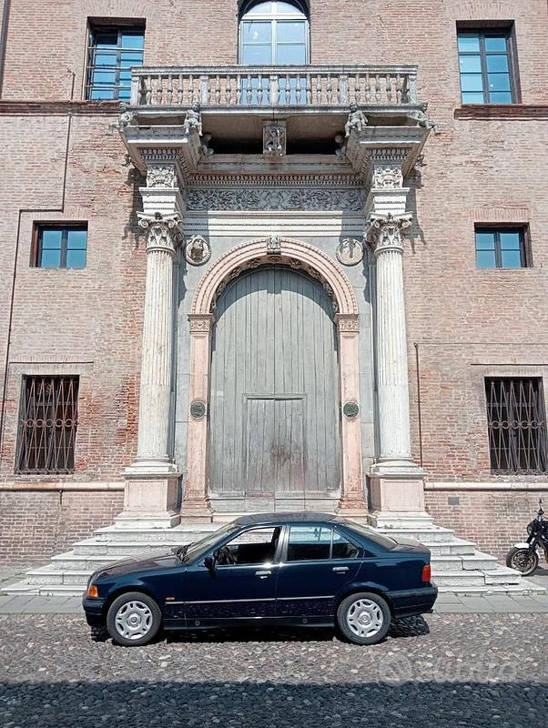 Usata BMW 316 102 CV (75 kW) 1998 Blu Berlina