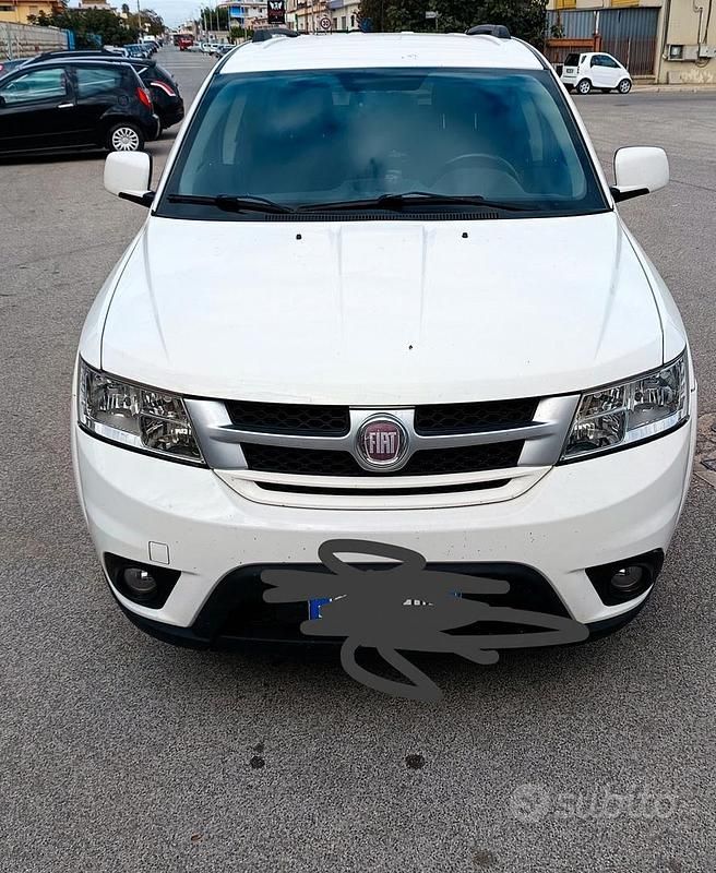 Usata Fiat Freemont 140 CV (102 kW) 2011 SUV