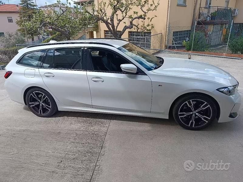 Usata BMW 320 M Sport 190 CV (139 kW) 2023 Bianco Station wagon
