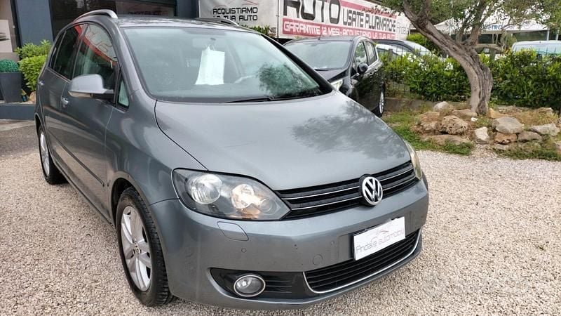 Usata VW Golf Plus Cross Highline 105 CV (77 kW) 2011 Grigio Monovolume