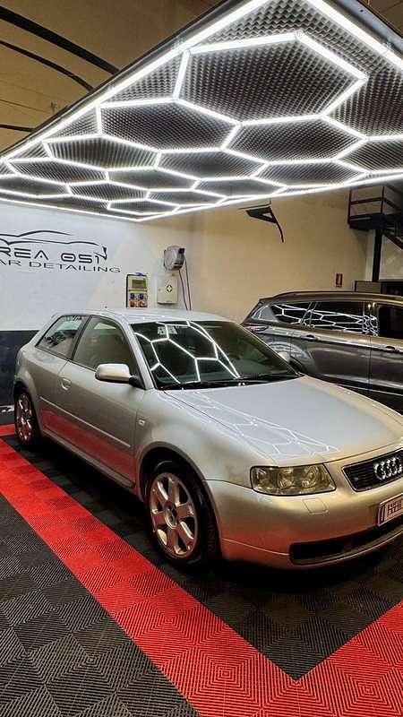 Usata Audi S3 224 CV (164 kW) 2002 Utilitaria