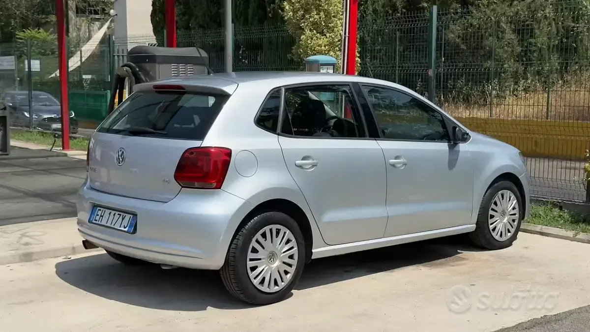 Usata VW Polo Highline 85 CV (62 kW) 2014 Grigio Utilitaria