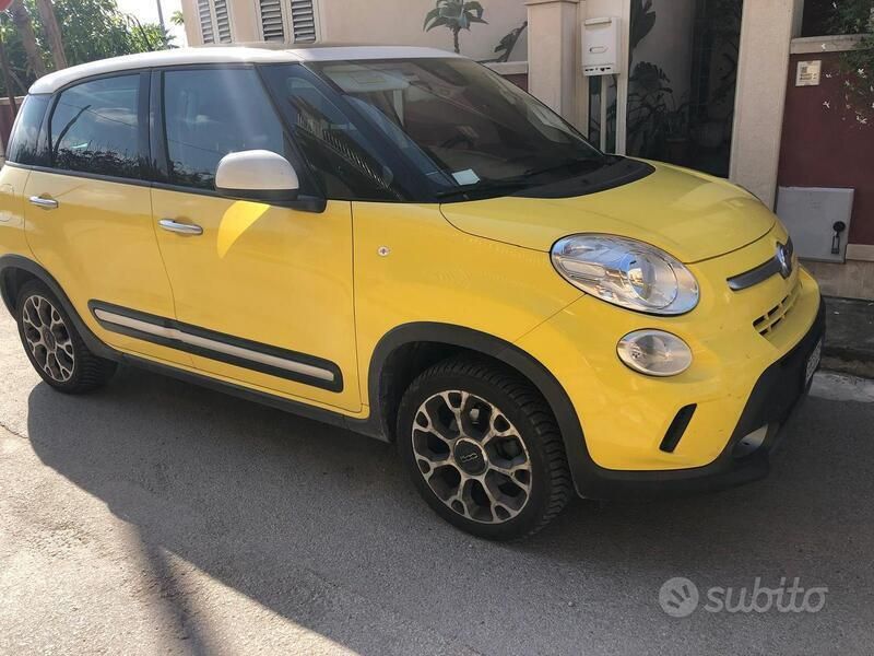 Usata Fiat 500L Trekking 85 CV (62 kW) 2014 Giallo Monovolume