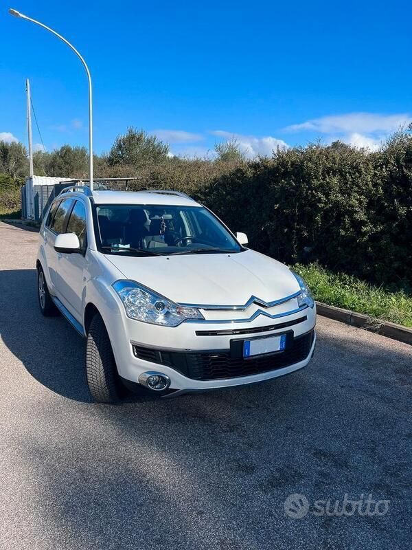 Bianco Usata 2012 Citroën C-Crosser Exclusive SUV | 11.500 € (Molto cara) - Immagine 1/4