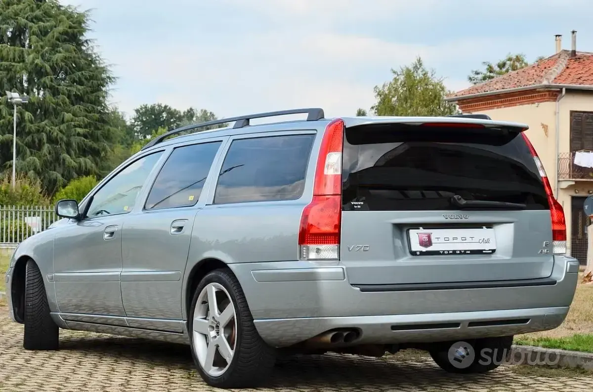 Usata Volvo V70 299 CV (219 kW) 2006 Grigio Station wagon