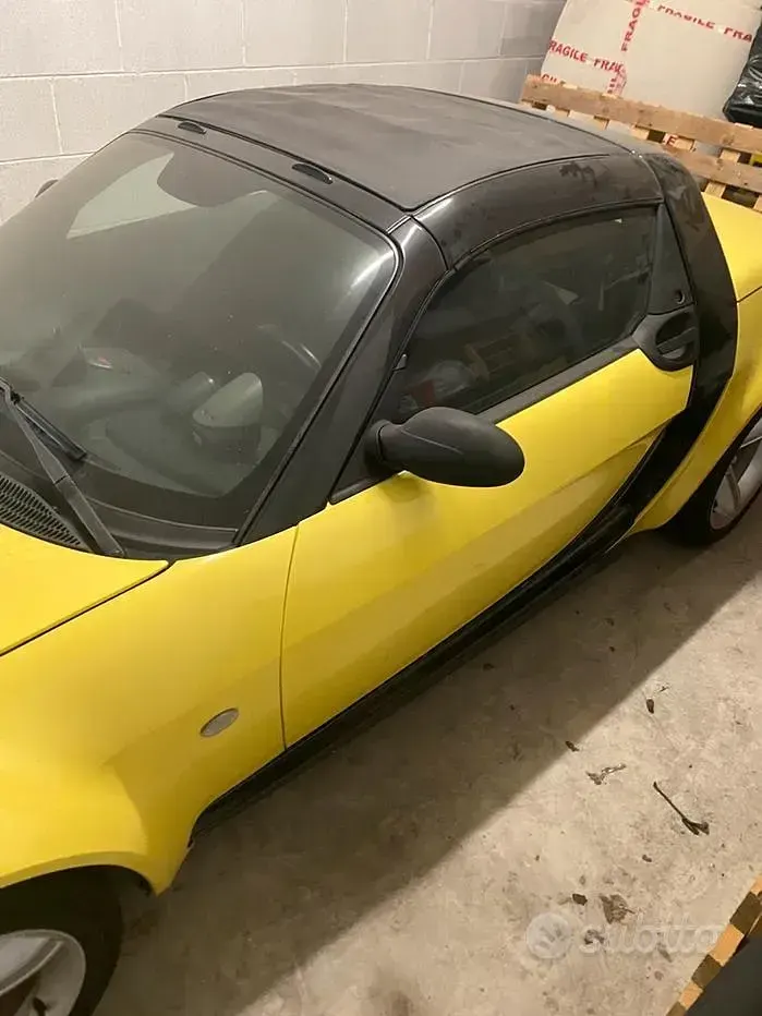 Usata Smart Roadster 82 CV (60 kW) 2005 Giallo Cabrio