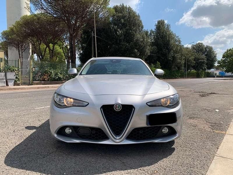 Grigio Usata 2018 Alfa Romeo Giulia Executive Tre volumi | 19.500 € (Ottimo prezzo) - Immagine 1/4