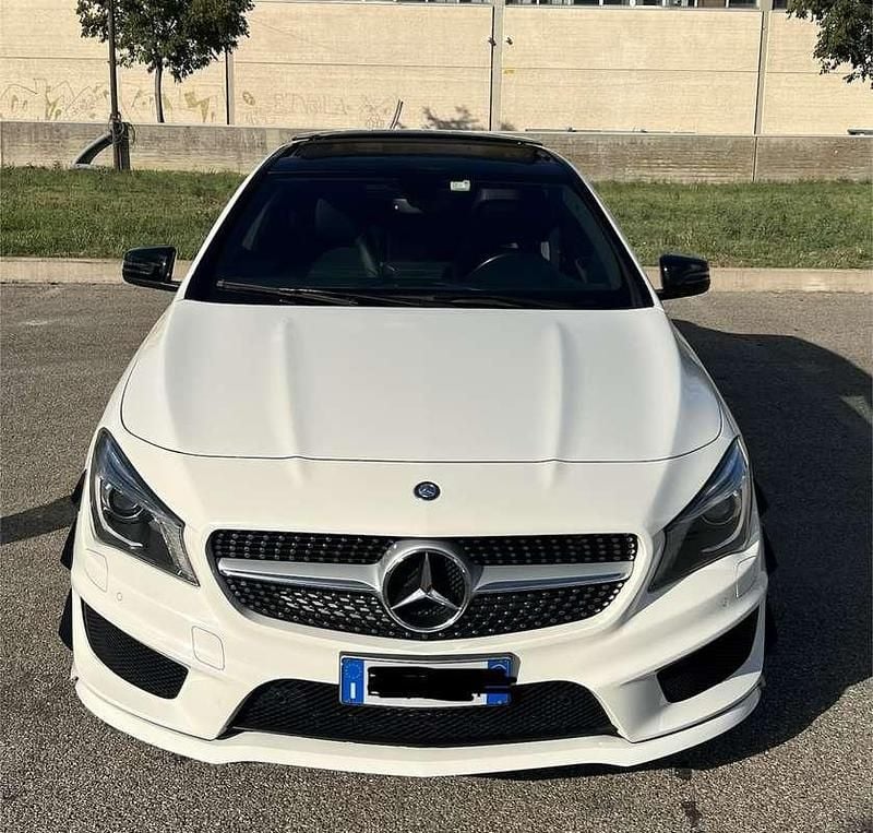 Usata Mercedes CLA220 Premium 170 CV (125 kW) 2014 Berlina