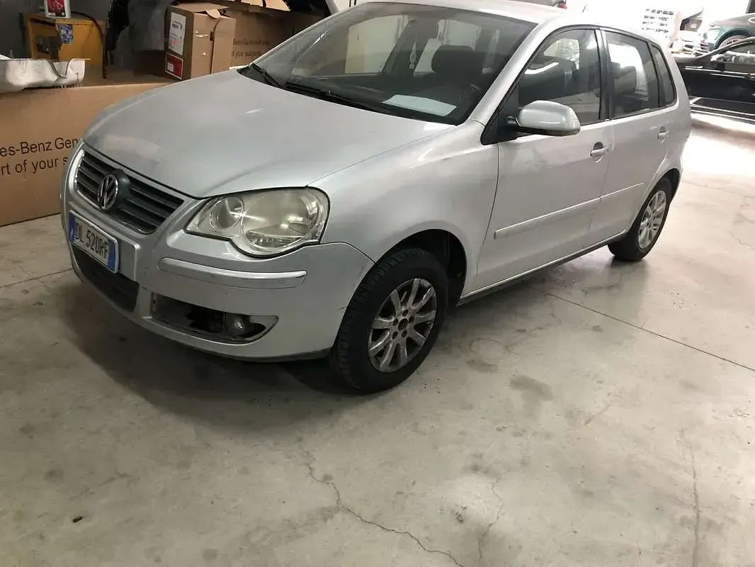 Usata VW Polo 80 CV (58 kW) 2007 Argento Utilitaria