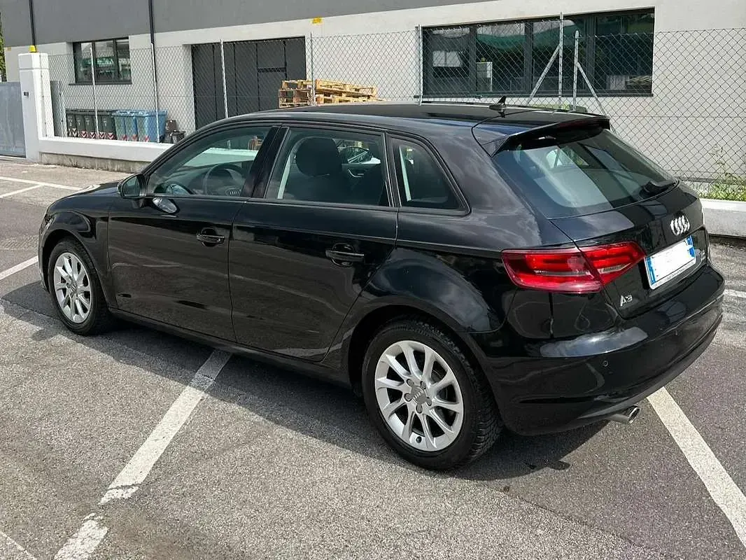 Usata Audi A3 Business 110 CV (80 kW) 2015 Nero Berlina