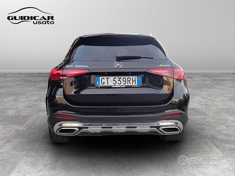 Usata Mercedes GLC300 AMG line 197 CV (144 kW) 2024 Nero SUV