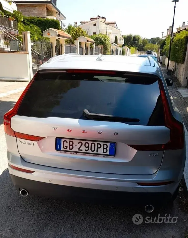 Usata Volvo XC60 190 CV (139 kW) 2020 Grigio SUV