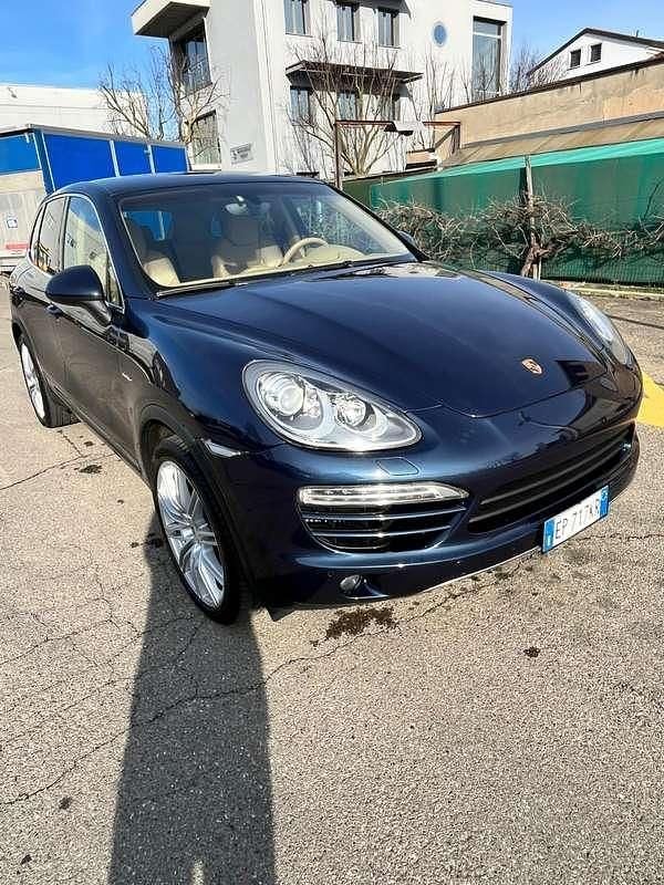 Usata Porsche Cayenne 245 CV (180 kW) 2012 Blu/azzurro SUV