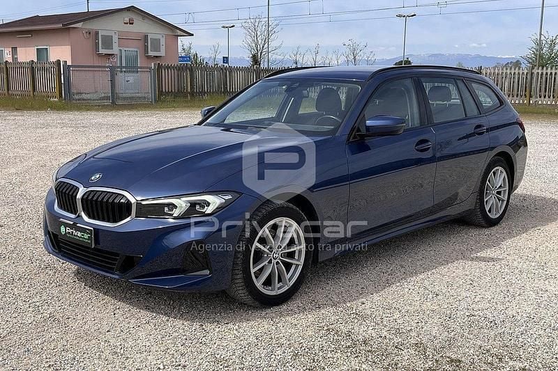 Usata BMW 320 190 CV (139 kW) 2023 Blu Station wagon