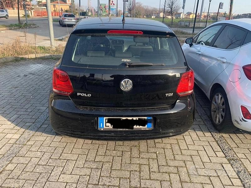 Usata VW Polo Comfortline 75 CV (55 kW) 2013 Nero Utilitaria