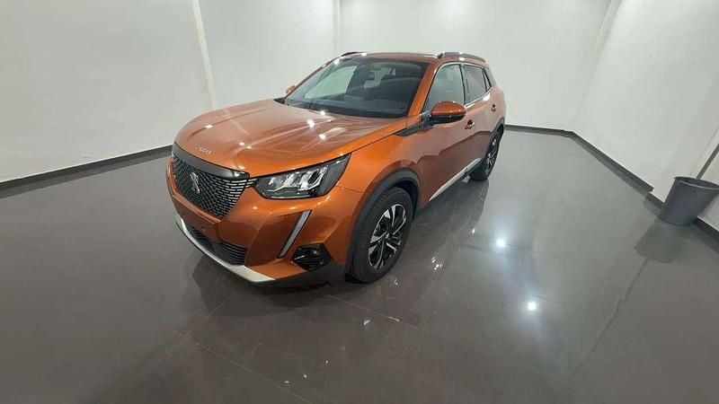 Arancione Usata 2021 Peugeot 2008 SUV | 13.990 € (Ottimo prezzo) - Immagine 1/4