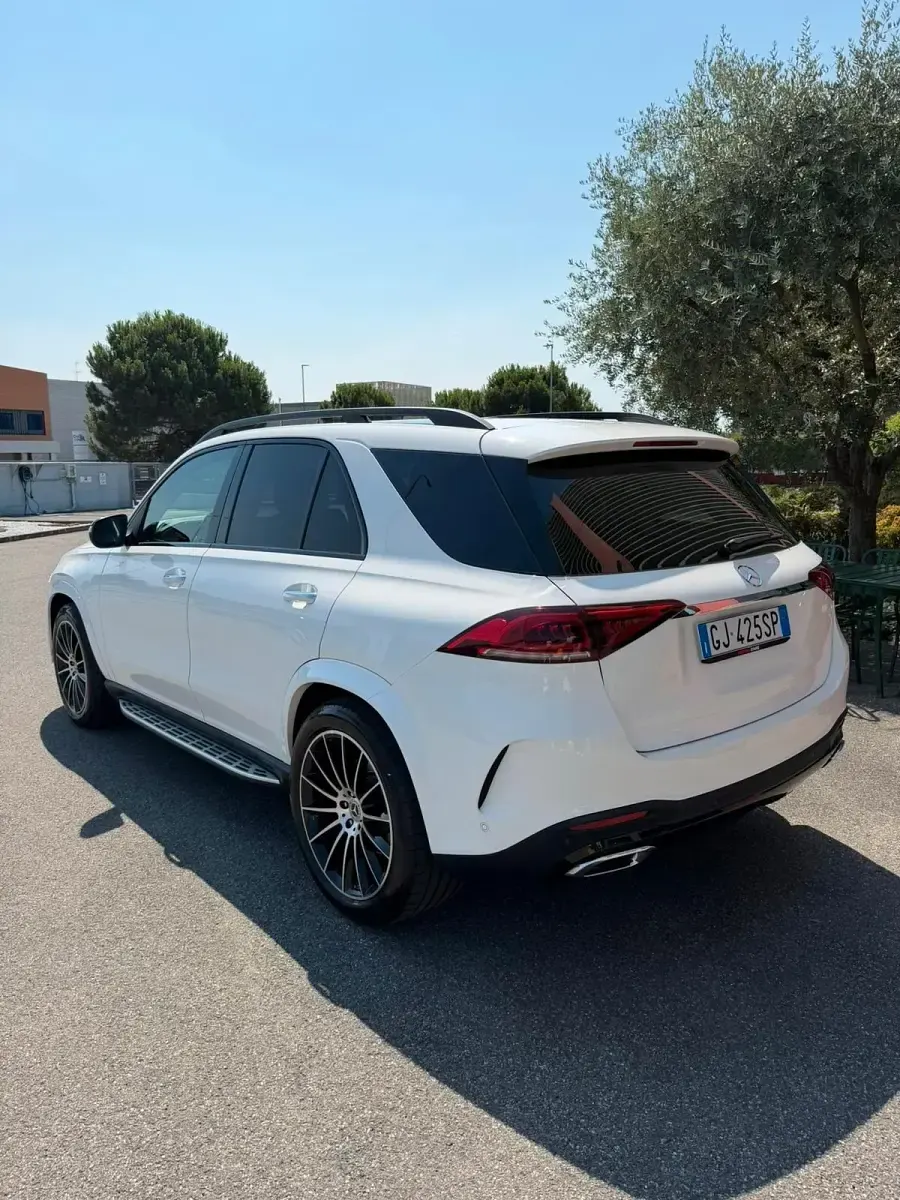 Usata Mercedes GLE300 Premium Plus 272 CV (200 kW) 2022 Bianco SUV
