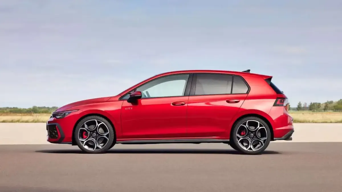 Nuova VW Golf VIII GTI 265 CV (194 kW) 2026 Argento Monovolume