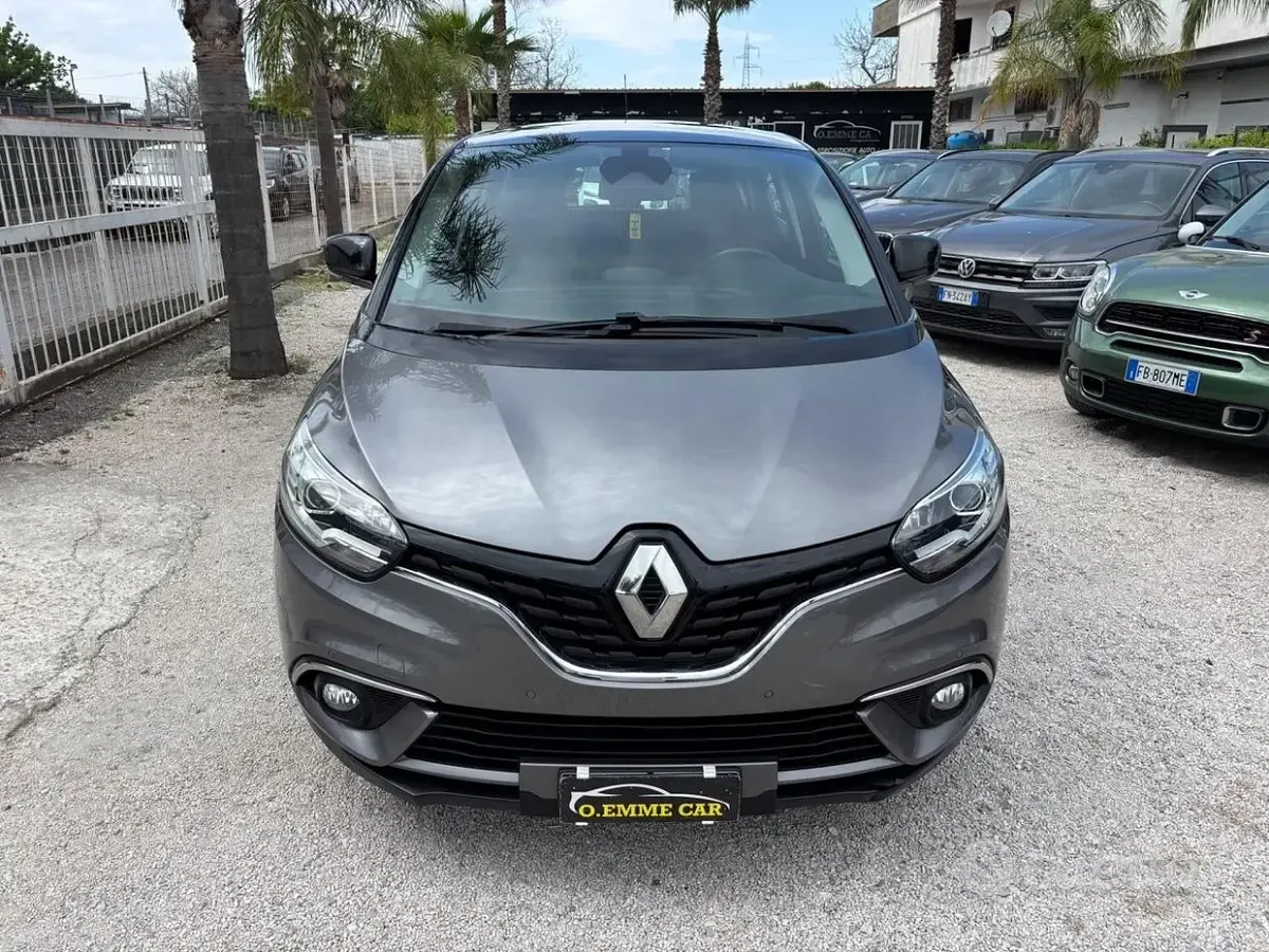 Usata Renault Scénic IV Intens 110 CV (80 kW) 2018 Grigio Monovolume