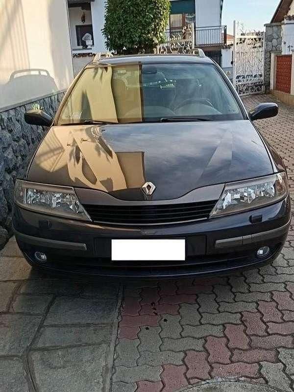 Usata Renault Laguna II Initiale 120 CV (88 kW) 2002 Grigio Station wagon