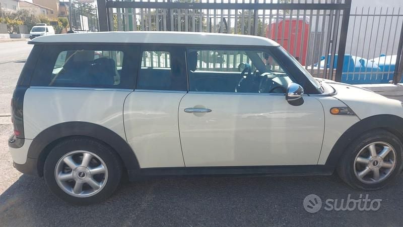 Usata Mini One Clubman 95 CV (69 kW) 2009 Beige Station wagon