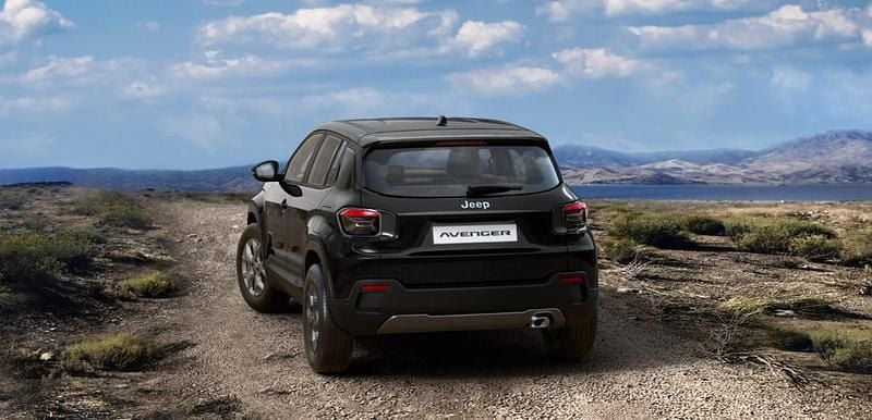 Usata Jeep Avenger Longitude 101 CV (74 kW) 2024 Nero SUV