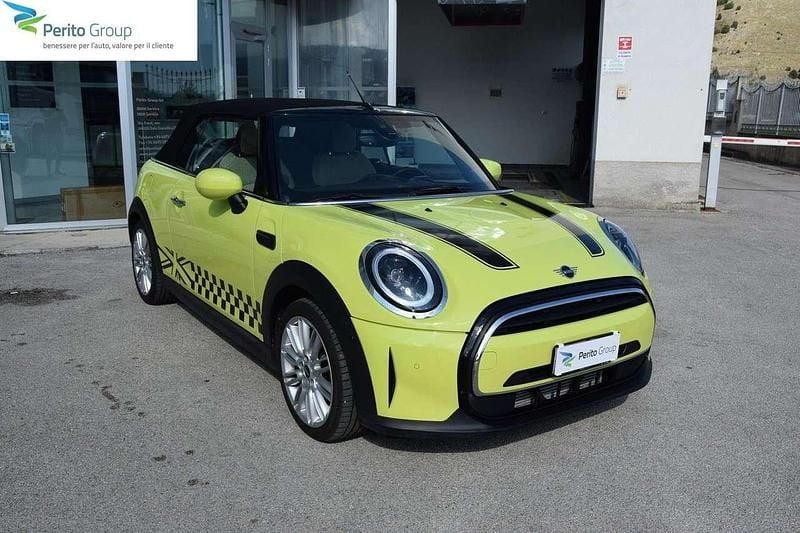 Usata Mini Cooper Cabriolet 136 CV (100 kW) 2022 Giallo Cabrio