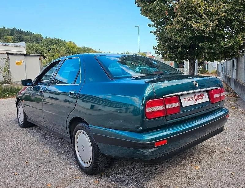 Usata Lancia Kappa 146 CV (107 kW) 1995 Verde Berlina
