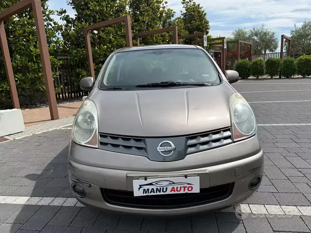 Usata Nissan Note Acenta 86 CV (63 kW) 2008 Giallo Utilitaria